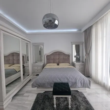 Beach Penthouse * ナボダリ